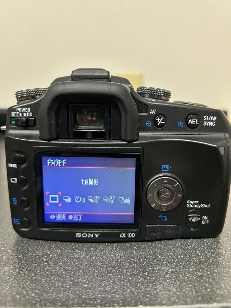 SONY α100 デジタル一眼レフカメラ　レンズ4個セット