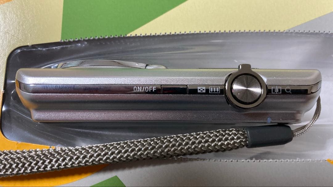 CASIO EX-Z900 6倍ズーム 純正充電コード、バッテリー付