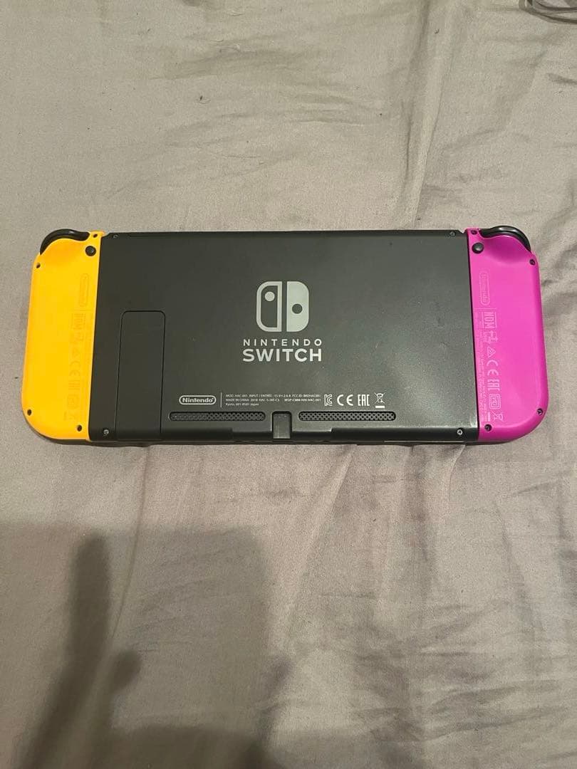 Nintendo switch 本体＋SDカード「32GB」