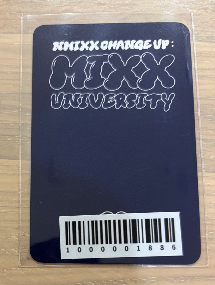 nmixx　ギュジン　ユニフォーム　トレカ付き