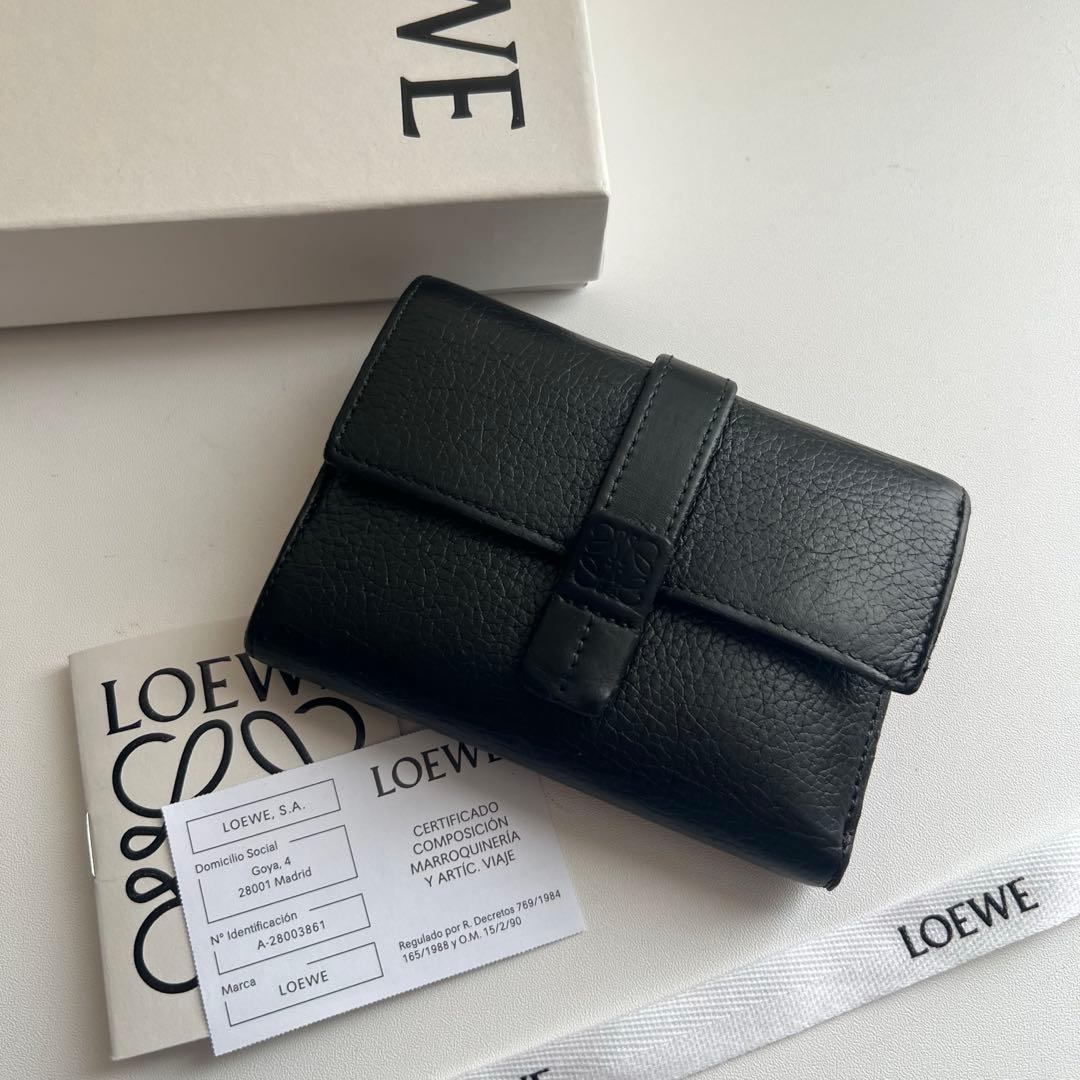 399 美品 LOEWE ロエベ 3つ折り財布