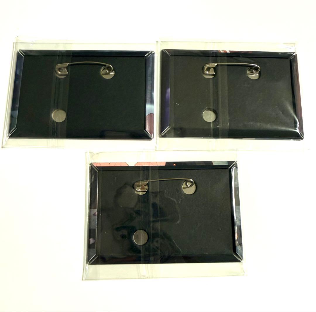 希少品　鬼滅の刃 場面写スクエア缶バッジ　炭治郎　禰豆子　義勇