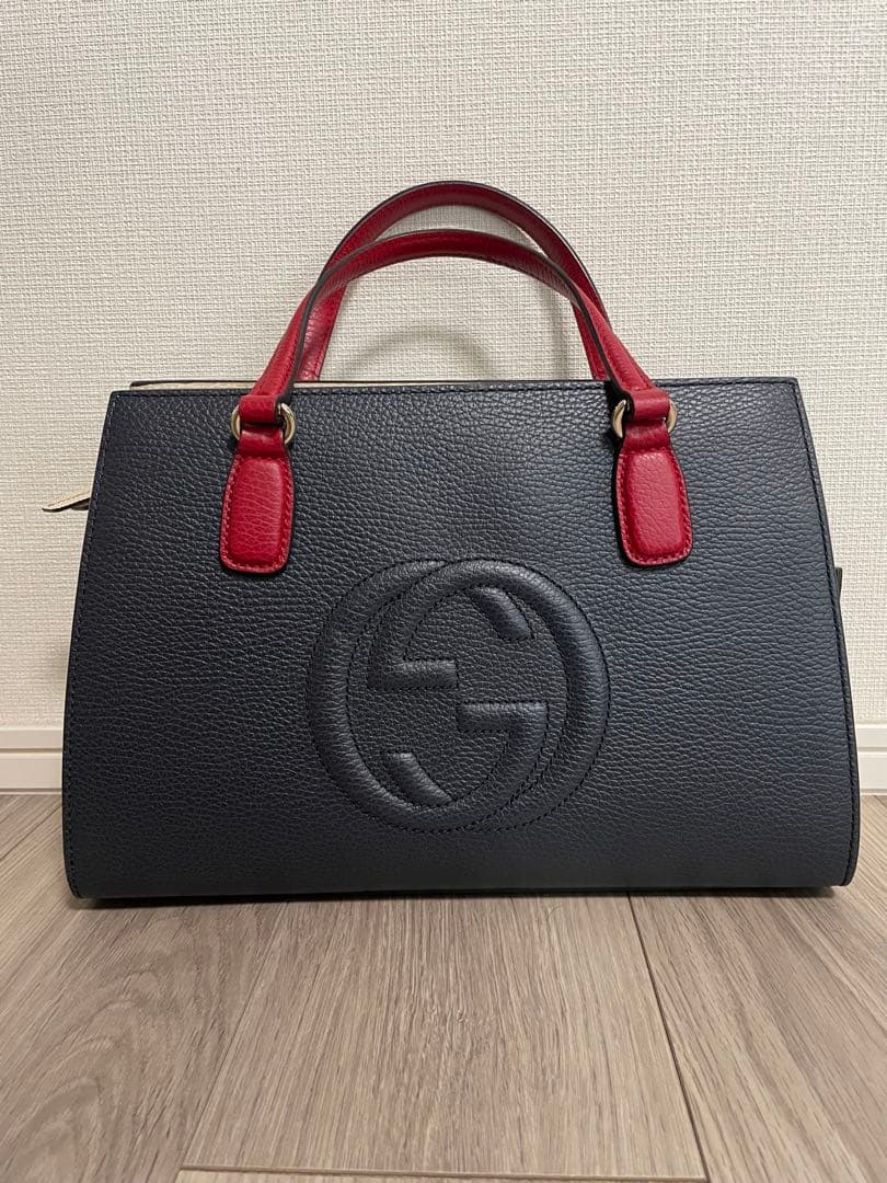 Gucci ネイビー レザー ハンドバッグ