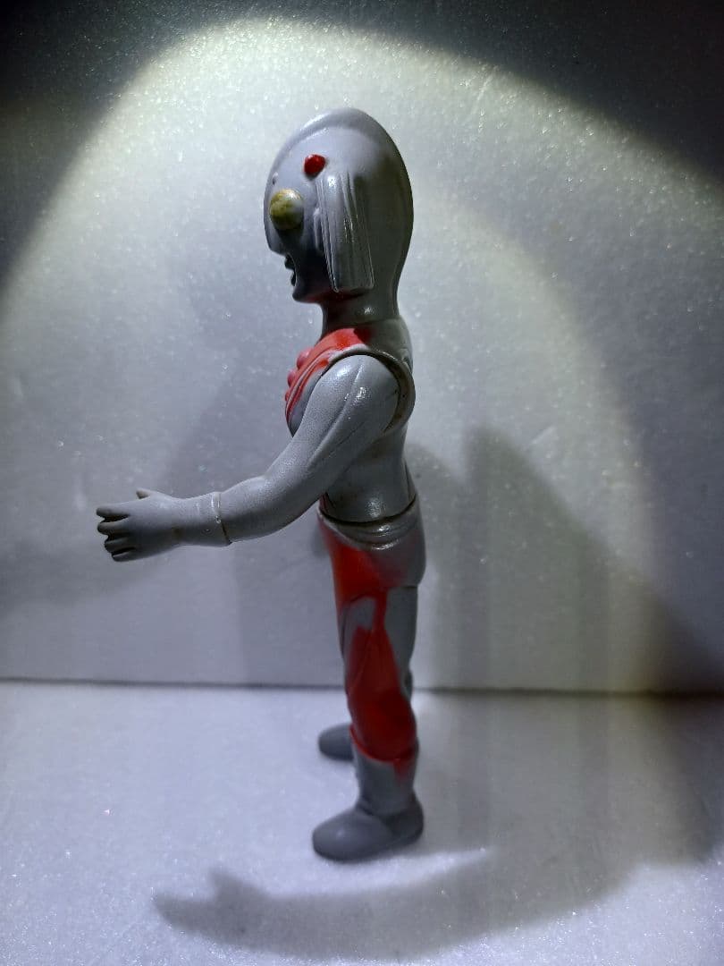 ウルトラマン　ウルトラの母 ソフビ人形