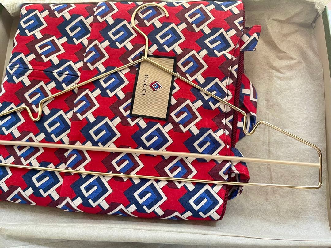 GUCCI グッチ ガーメントバッグ　カバー GG　レッド スーツカバー