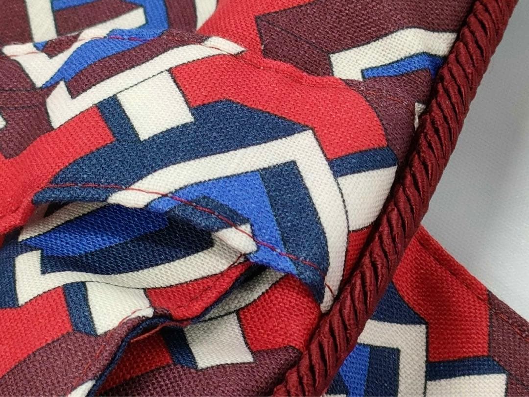 GUCCI グッチ ガーメントバッグ　カバー GG　レッド スーツカバー