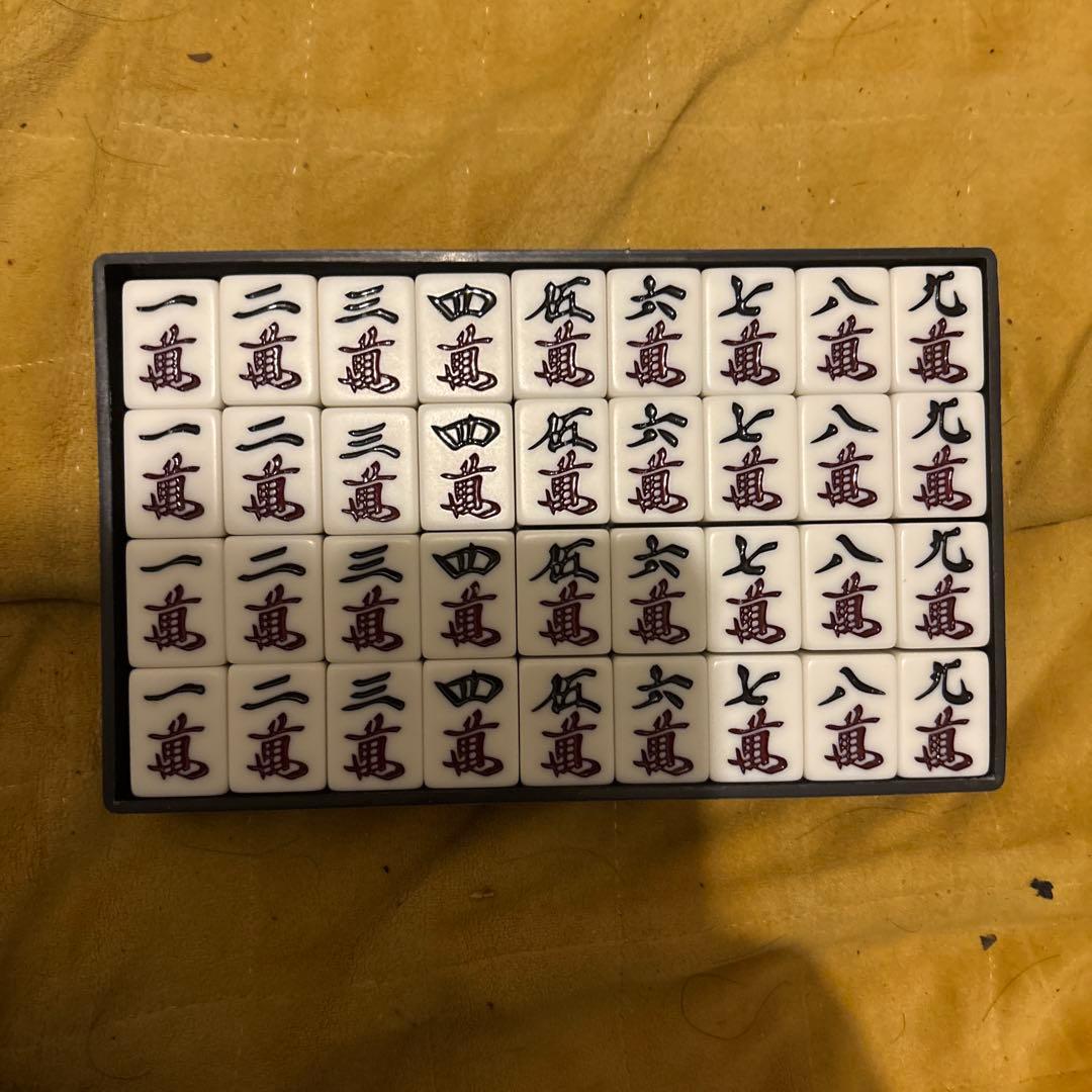 麻雀セット 折りたたみ式麻雀卓　麻雀牌 竹　点棒 起家マーク　サイコロ　コンパス