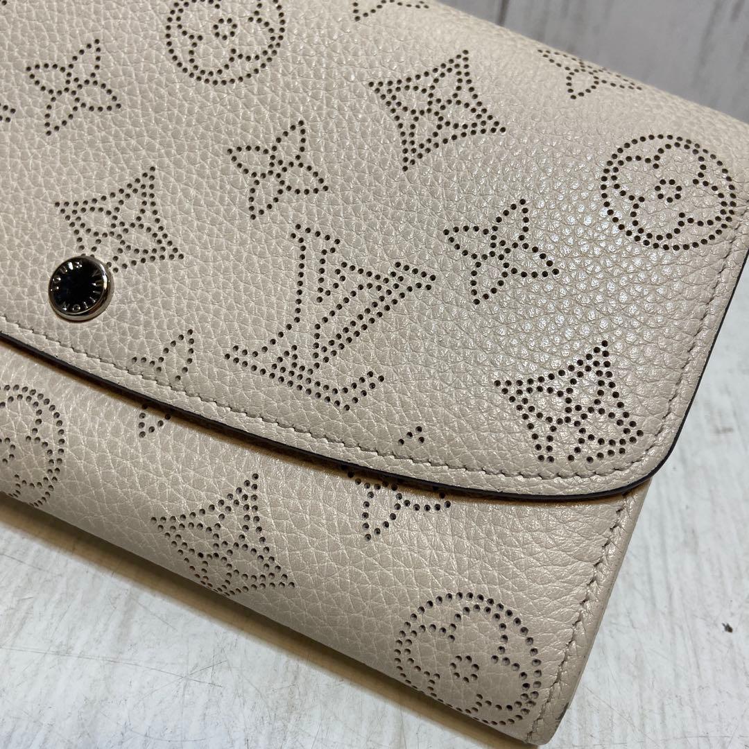 ルイヴィトン⭐️ポルトフォイユ・イリス　マヒナ　イヴォワール　長財布