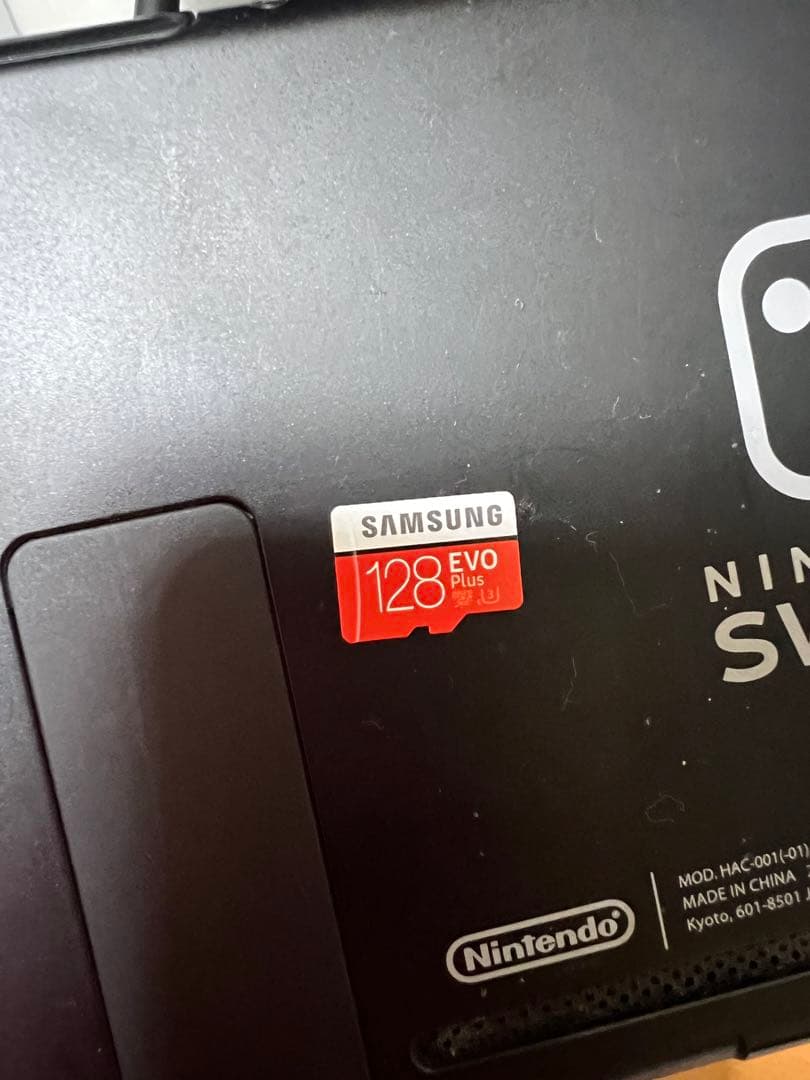 Nintendo Switch 本体 128GBSDカード付き！
