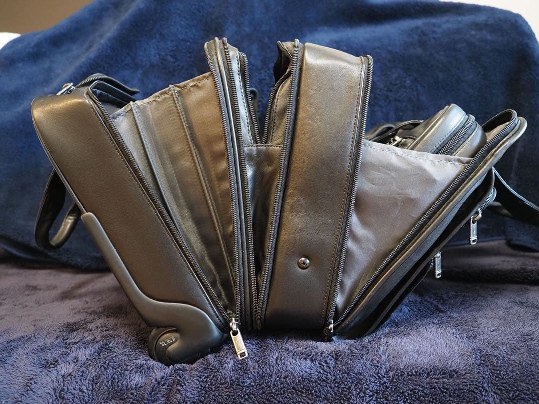 TUMI ナパレザー製キャリーバッグ　96103D4