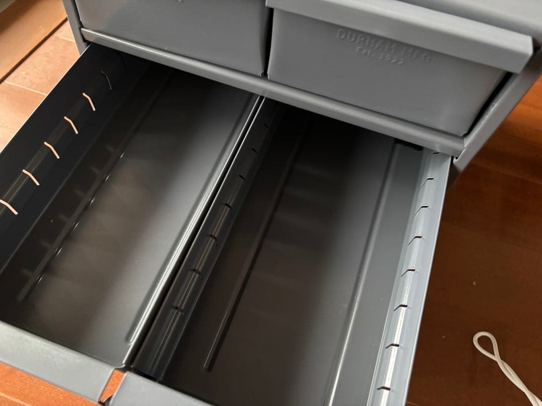 キャビネット・サイドボード DURHAM 6 DRAWER CABINET