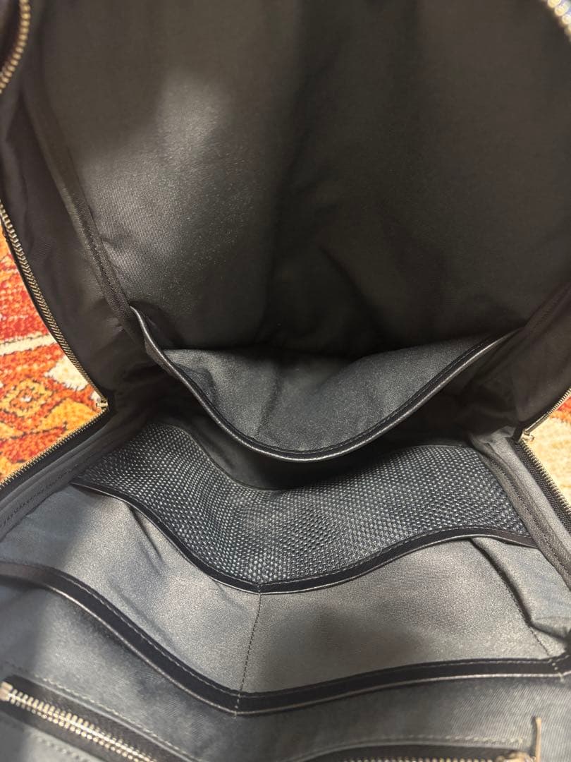 ビジネスレザーファクトリー　リュック　ブラック