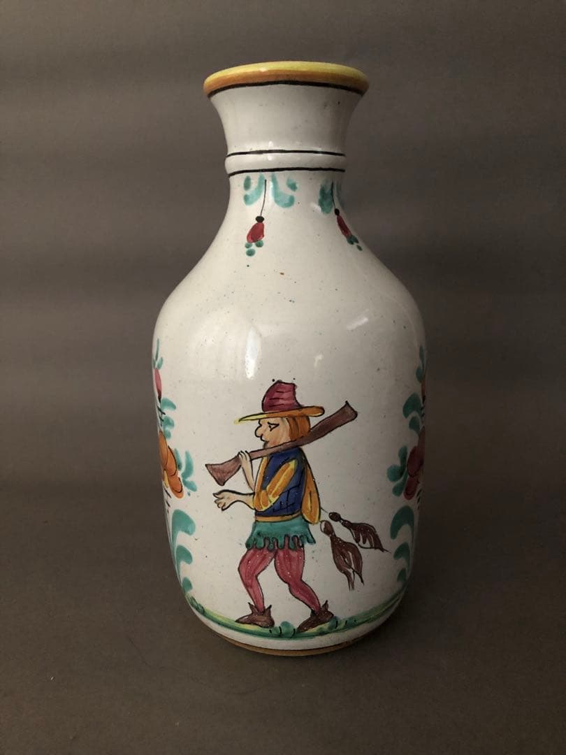 イタリア陶器　デルータ焼　花瓶　Deruta