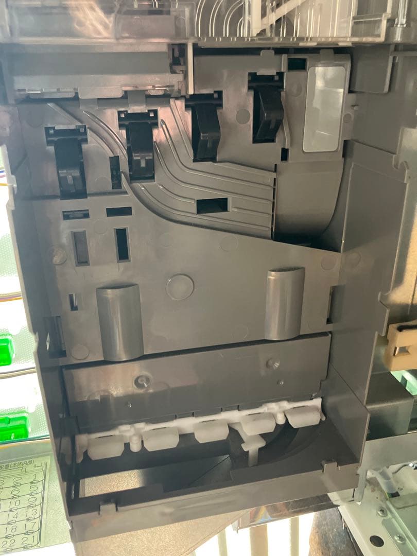 【訳あり】券売機、食券機／芝浦KT-124NN