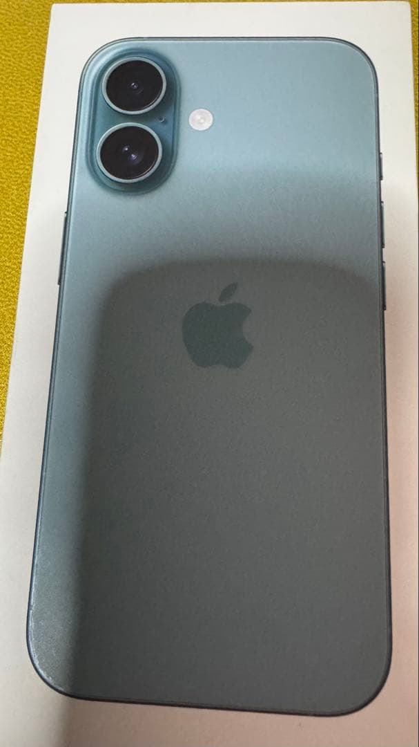 Apple iPhone 16 ティール　本体　au SIMフリー