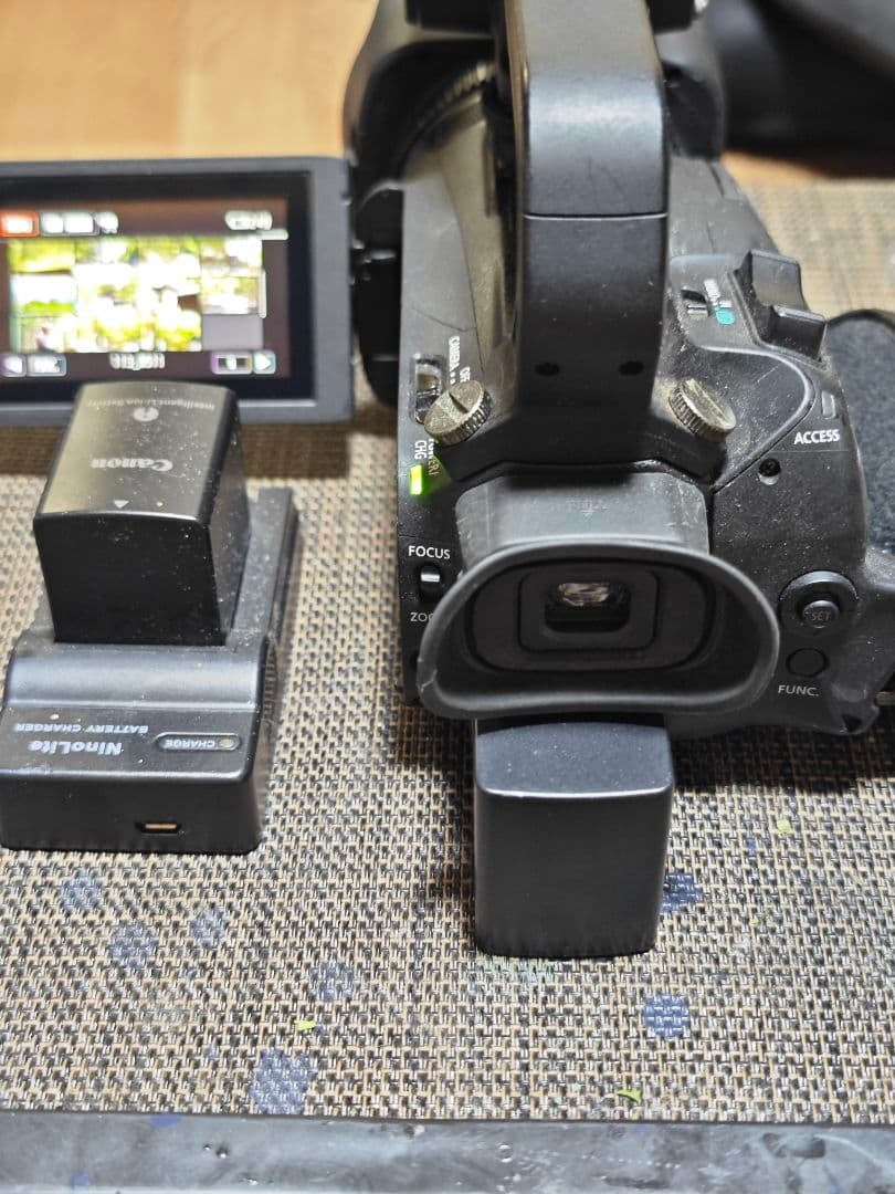 【業務用ビデオカメラ】XA11【CANON】