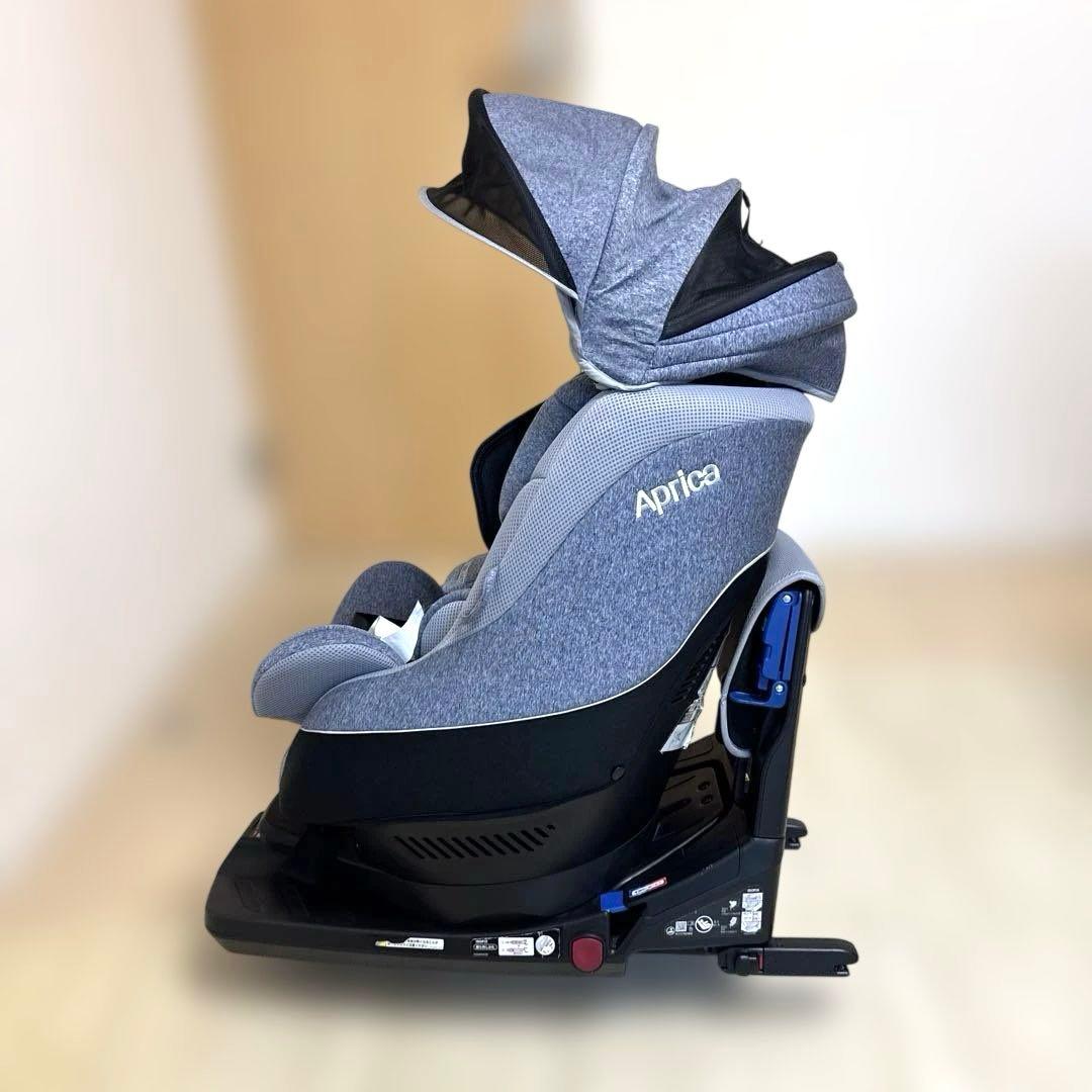 Aprica クルリラAC ISOFIX 回転式　チャイルドシート