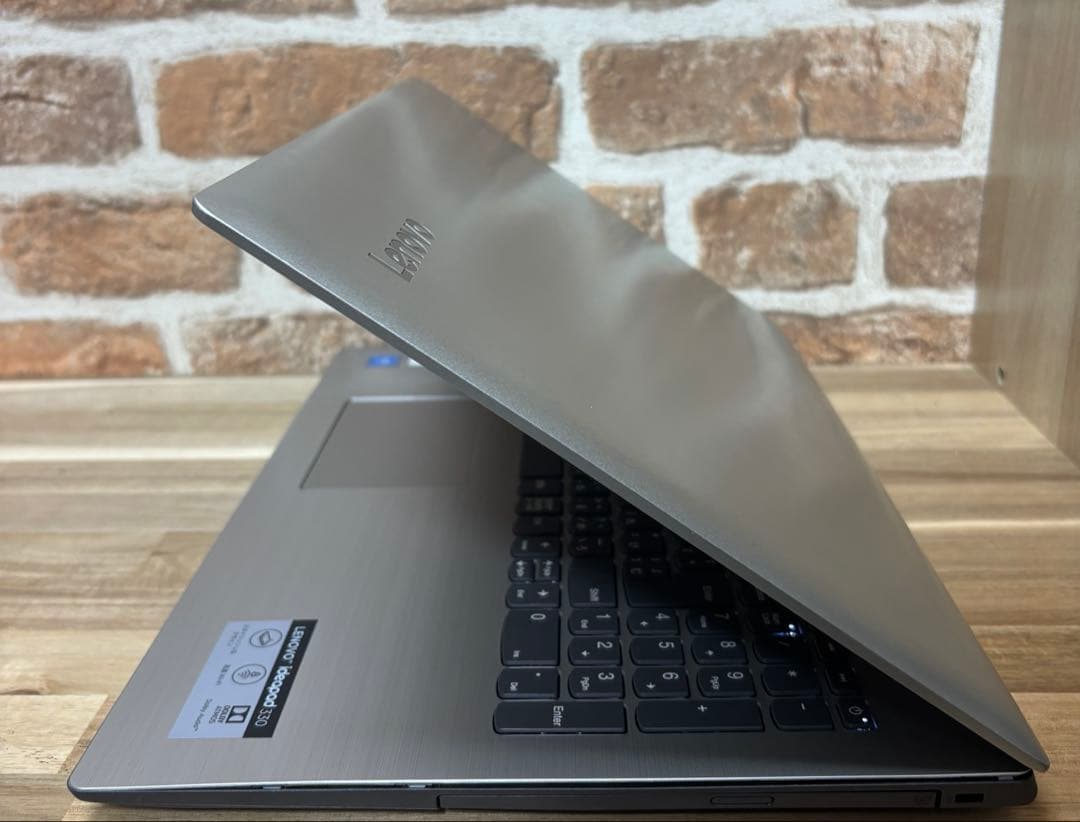 ✨美品✨Lenovo 薄型ノート　Office付　Windows11