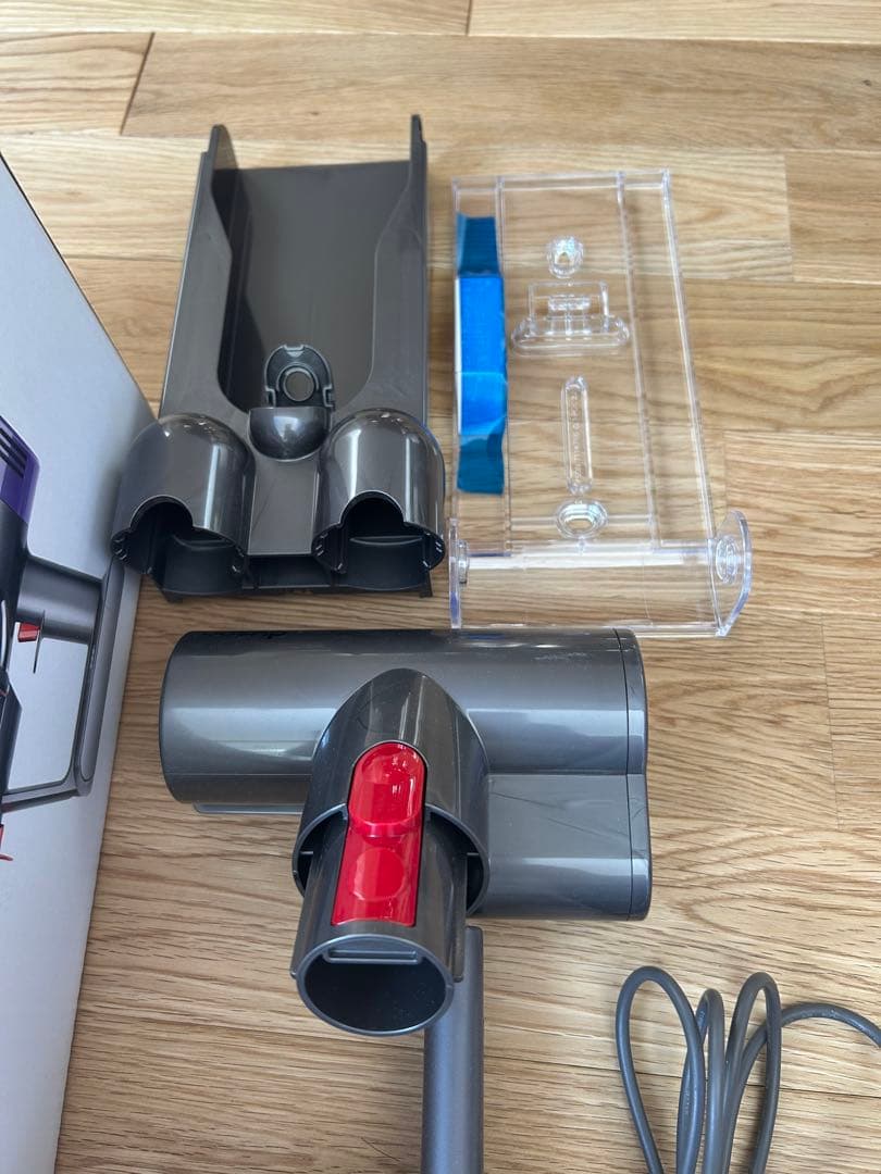 ダイソン V10 fluffy