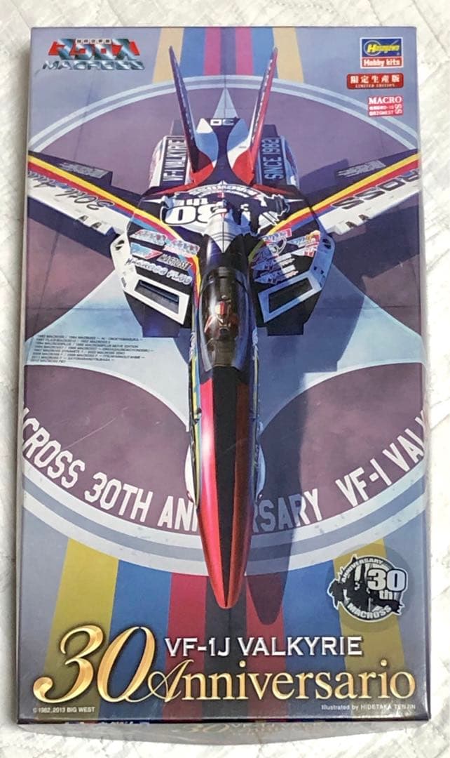 ハセガワ　限定生産版　VF-1Jバルキリー　30Anniversario
