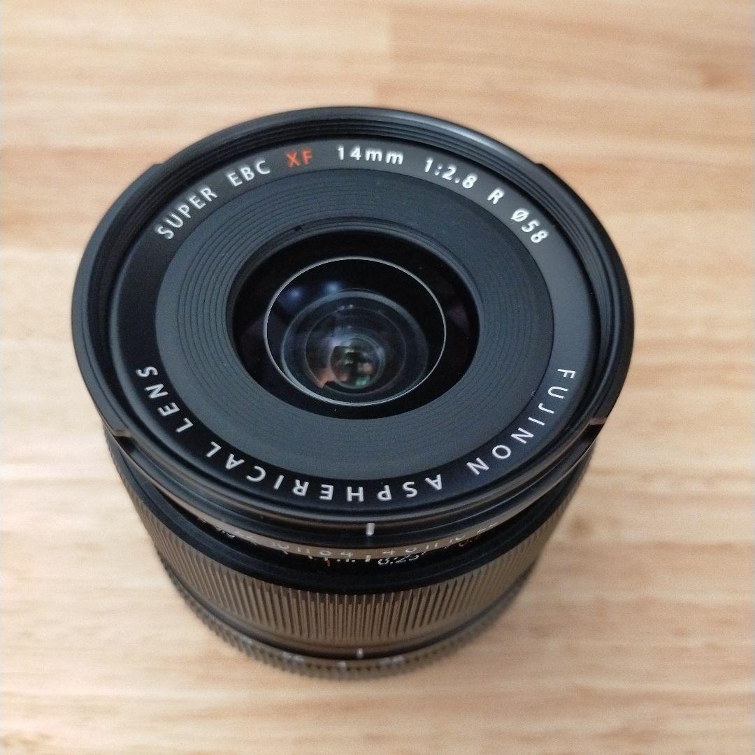 富士フイルムFujinon XF14mm F2.8 R レンズ　単焦点