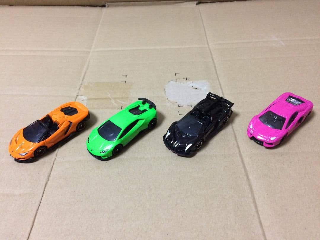 [全16種コンプ]トミカ+HWランボルギーニセット