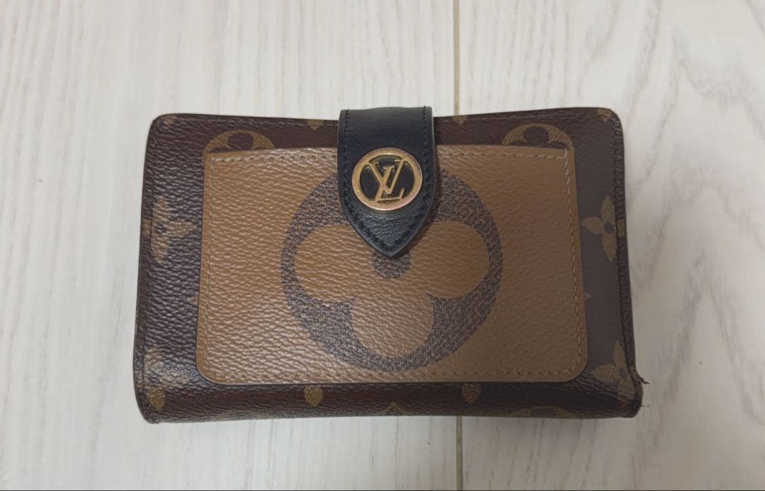 ポルトフォイユ・ジュリエット モノグラム