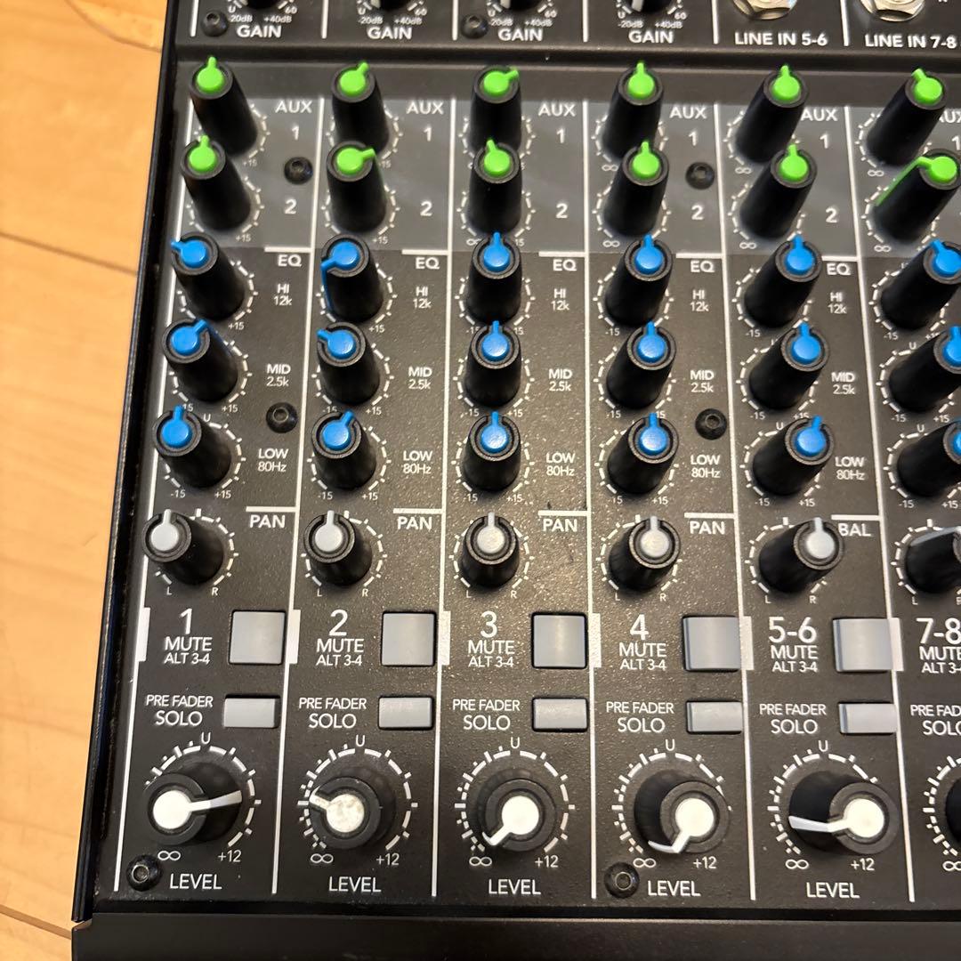 配信機器・PA機器・レコーディング機器 Mackie 1202 VLZ4