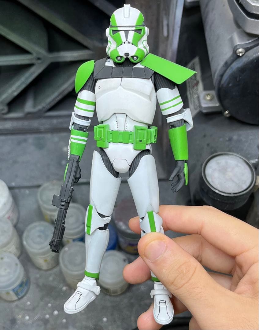 限界値下げスターウォーズ　バットバッチ　クローントルーパー　プラモ改造グレイ