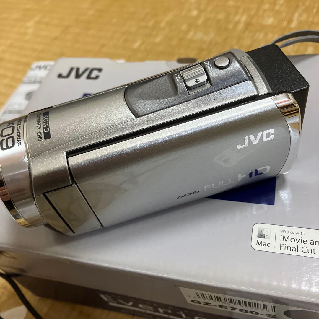 井*美様 JVC Everio GZ-E780-S ビデオカメラ 本体　おまけ付