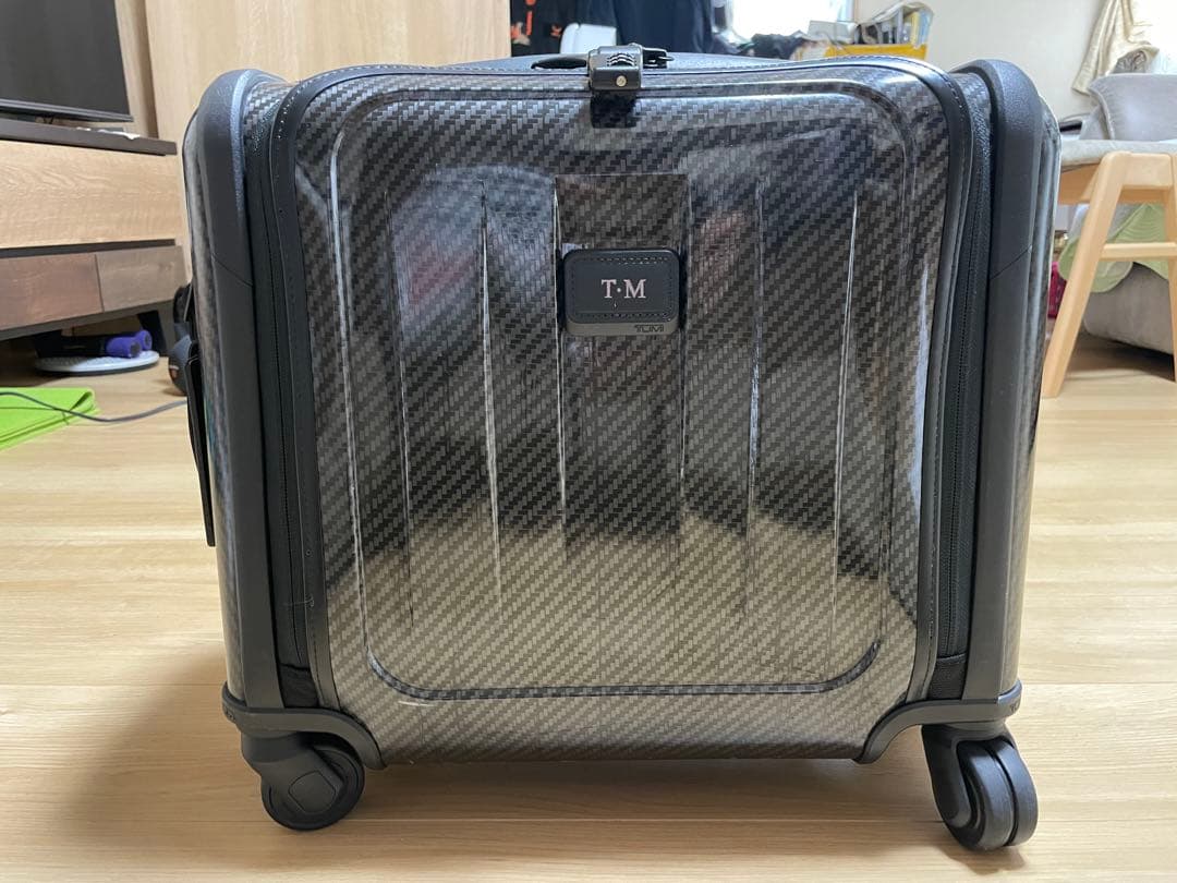 Toshi55　TUMI カーボンファイバー キャリーケース