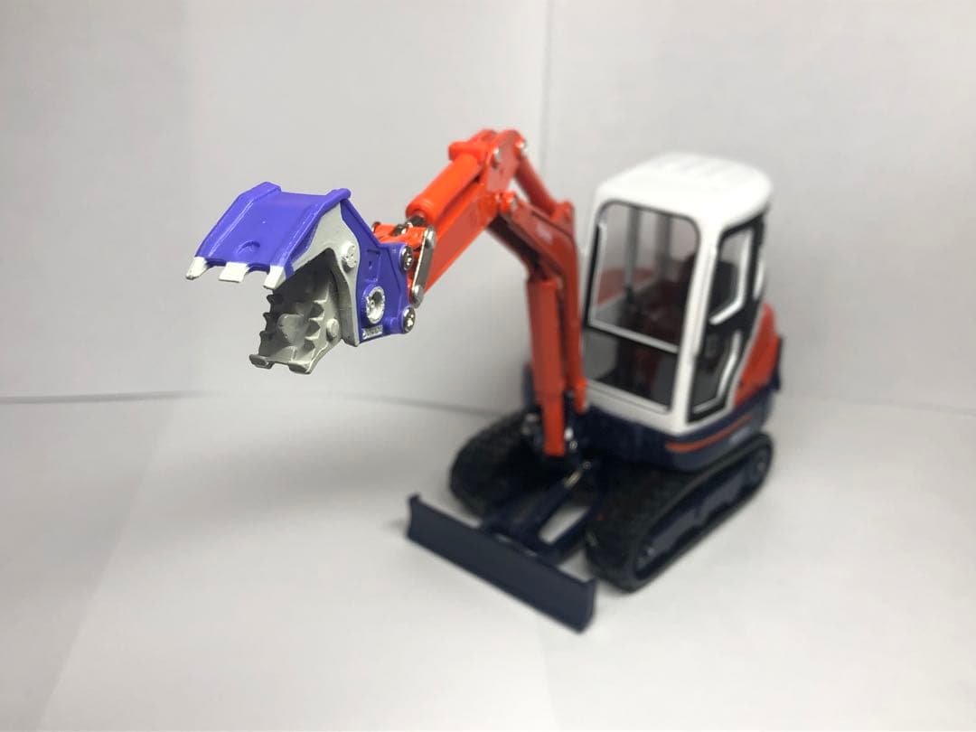 クボタ　ショベル　ユンボ ミニ　オカダアイヨン　小割り　解体