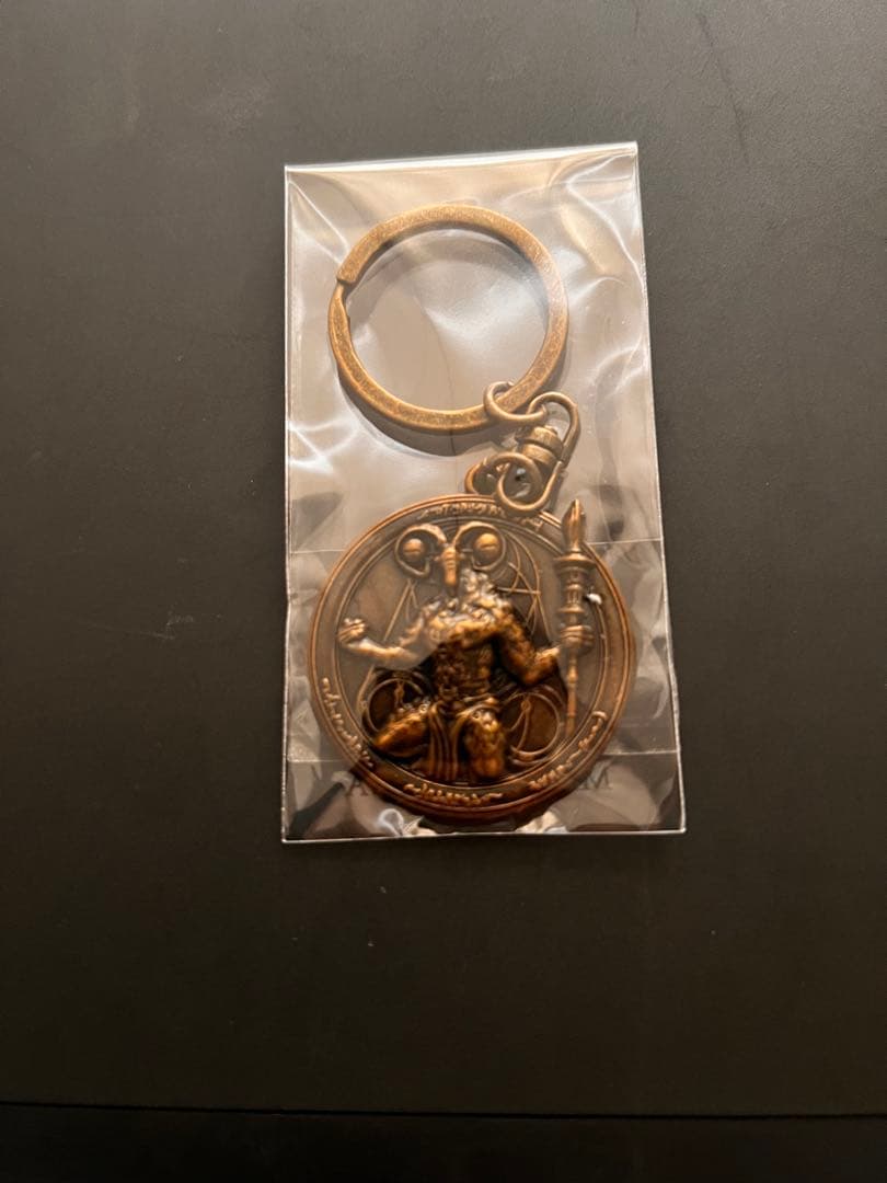 TORCH TORCH リブラのメタルキーホルダー