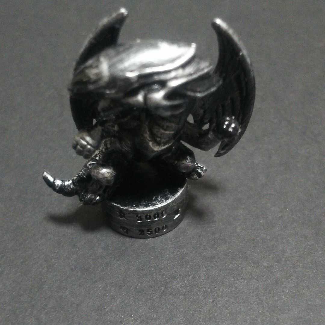 ブルーアイズホワイトドラゴン 遊戯王