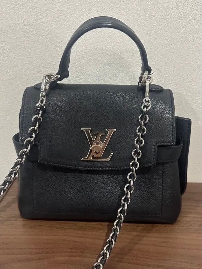 Louis Vuitton ショルダーバッグ