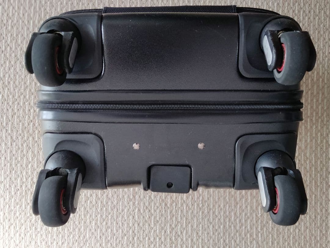 FRRQUENTERキャリーケース