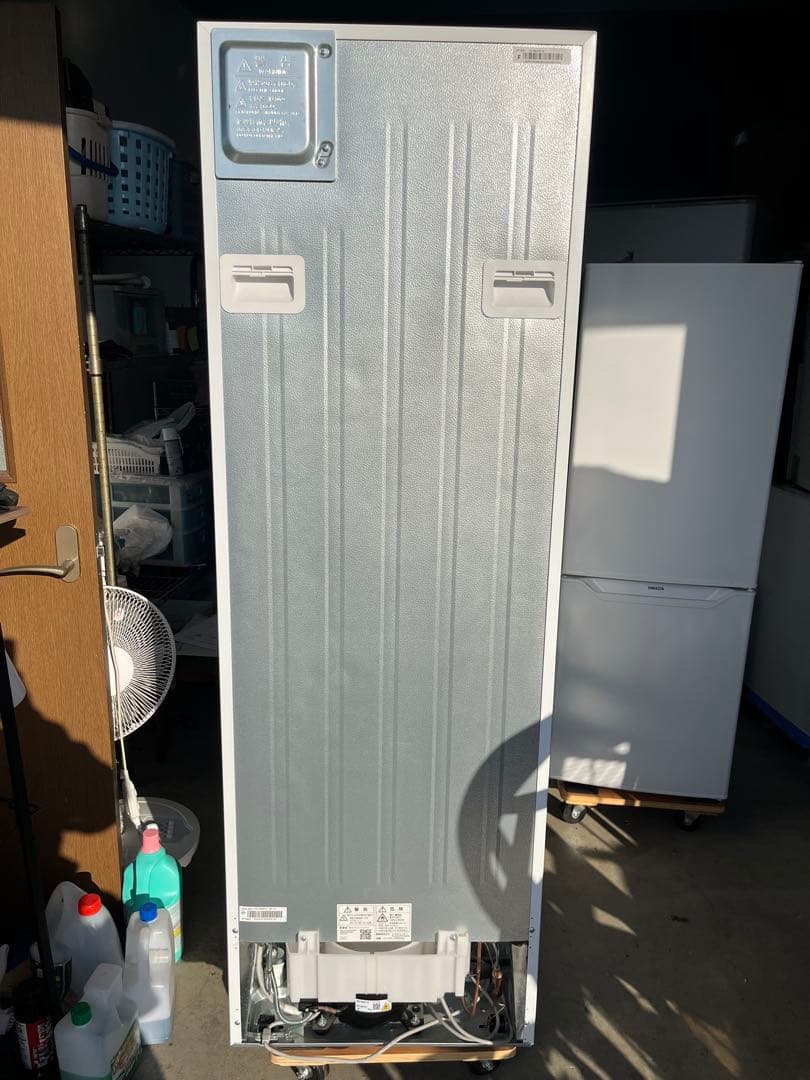 SHARP 冷蔵庫シャープ SJ-BD23K-W 2023年製230L T