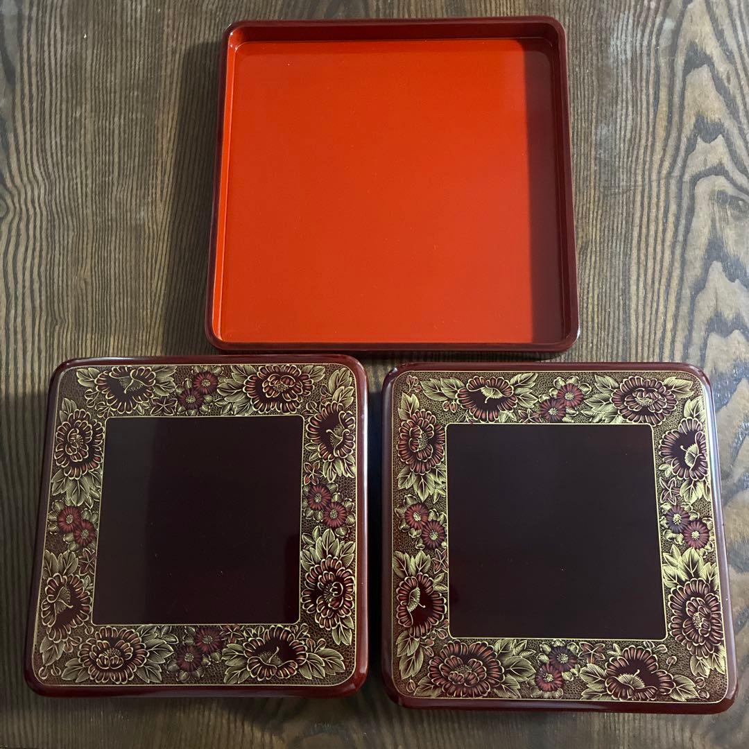 輪島塗 漆器 2段重箱 共箱・台付き