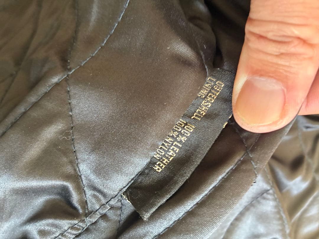 本革　シングルライダースジャケット