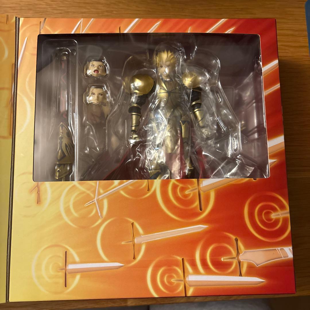 FGO figma ギルガメッシュ　フィギュア