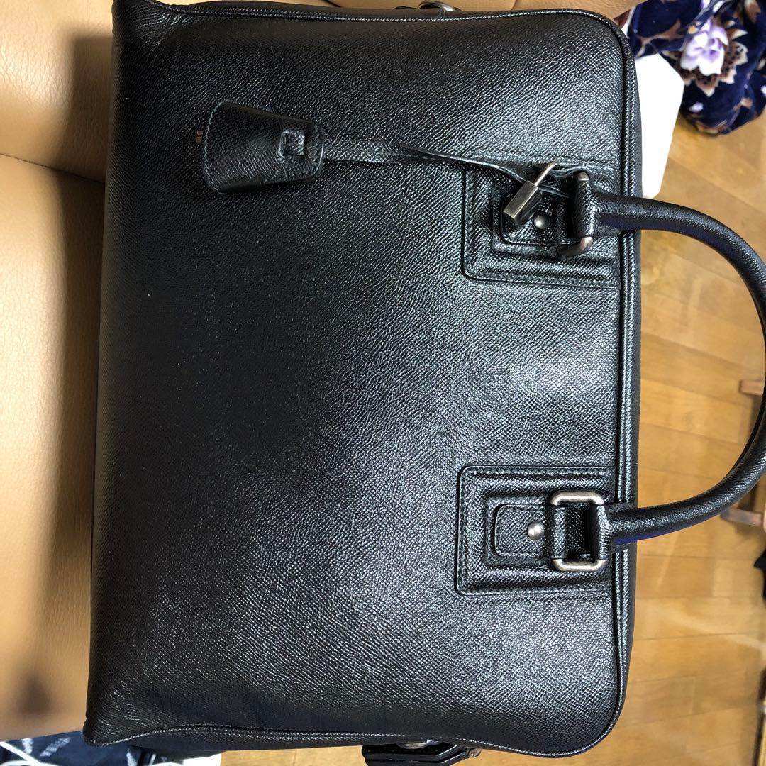 ドルチェアンドガバーナビジネスバッグ ブラック