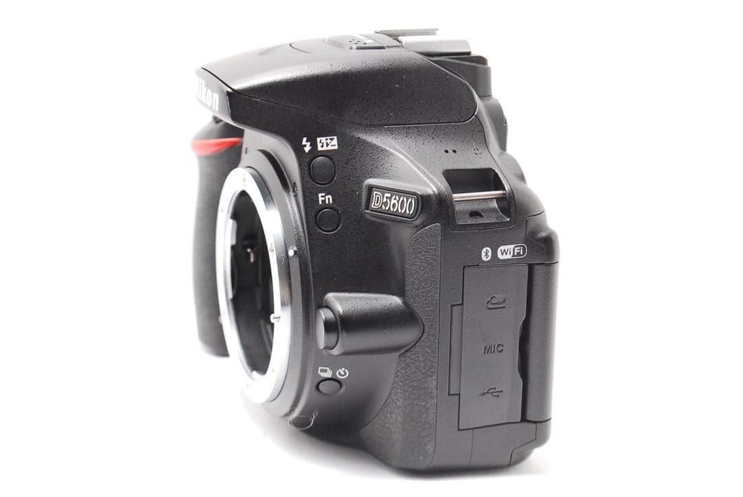 極美品】WiFi搭載 スマホ転送◎ Nikon D5600 ダブルレンズ 初心者