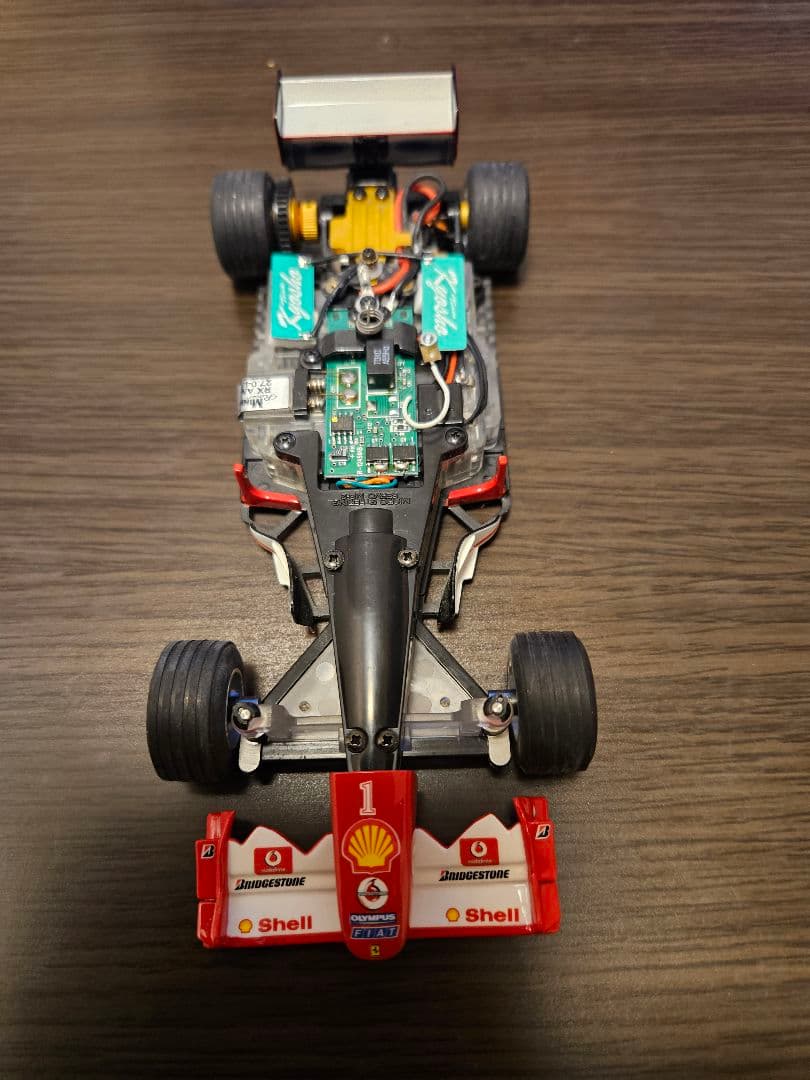 希少 販売終了モデル 京商ミニッツF1 フェラーリ シャーシ&ボディセット