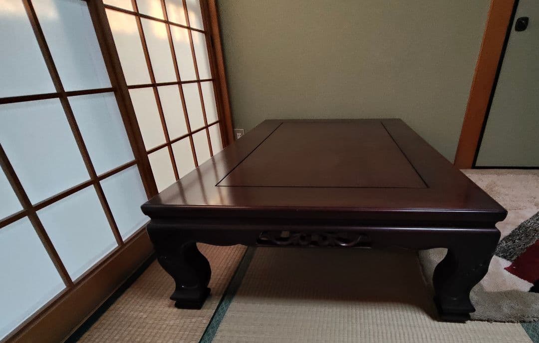 紫檀　座卓　 130×85×34 cm