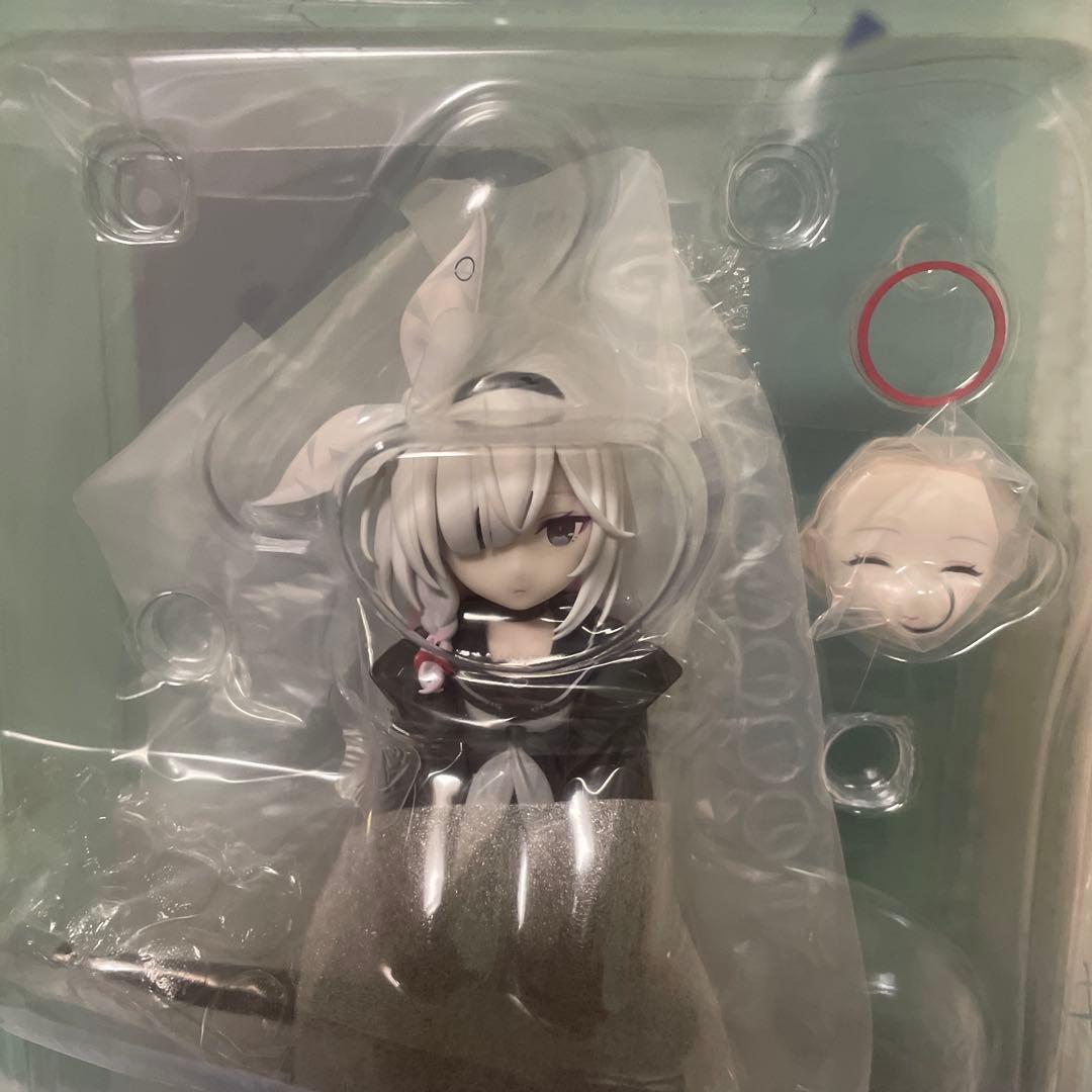 ブルーアーカイブ　プラナ　 1/7 完成品フィギュア　GOLDENHEAD+