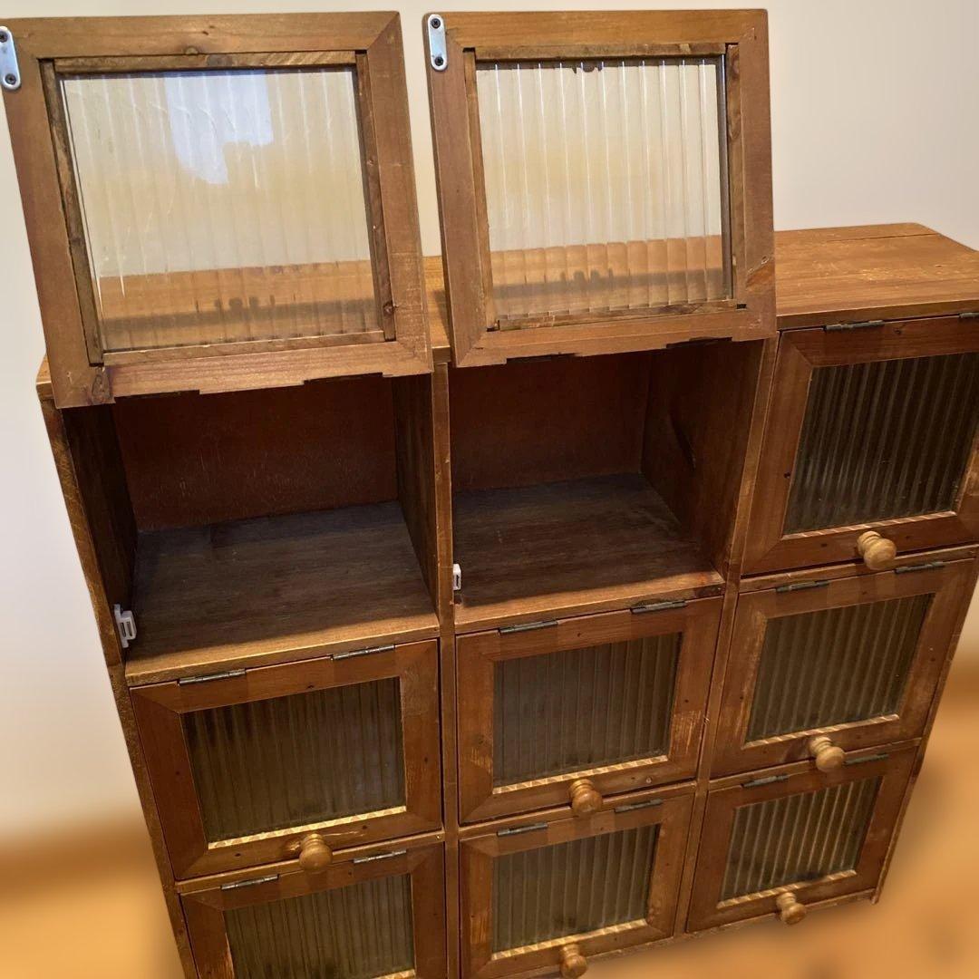 アンティーク木製ガラス扉収納キャビネット