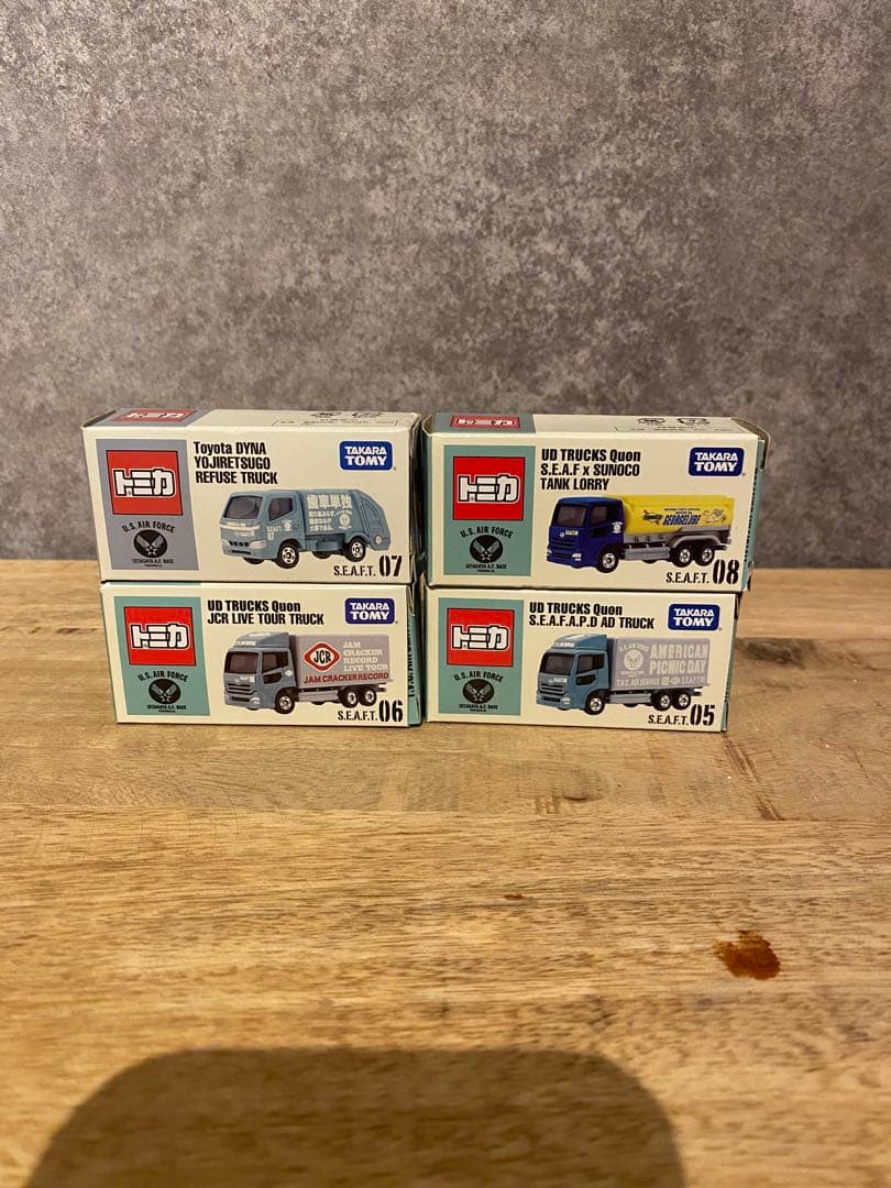 し*う様 世田谷ベース　アメリカンピクニック　トミカ　4つセット