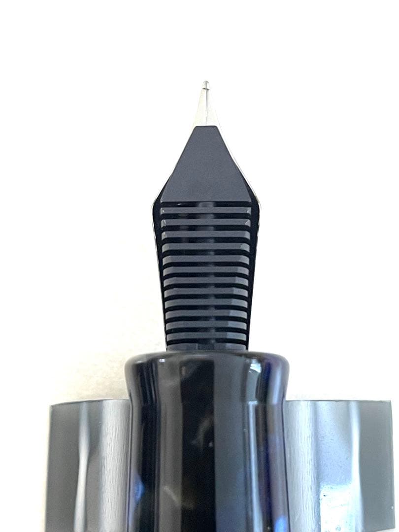 【週末値下中】デルタ万年筆 スパッカナポリ パラッツォ フィロマリーノ<EF字>