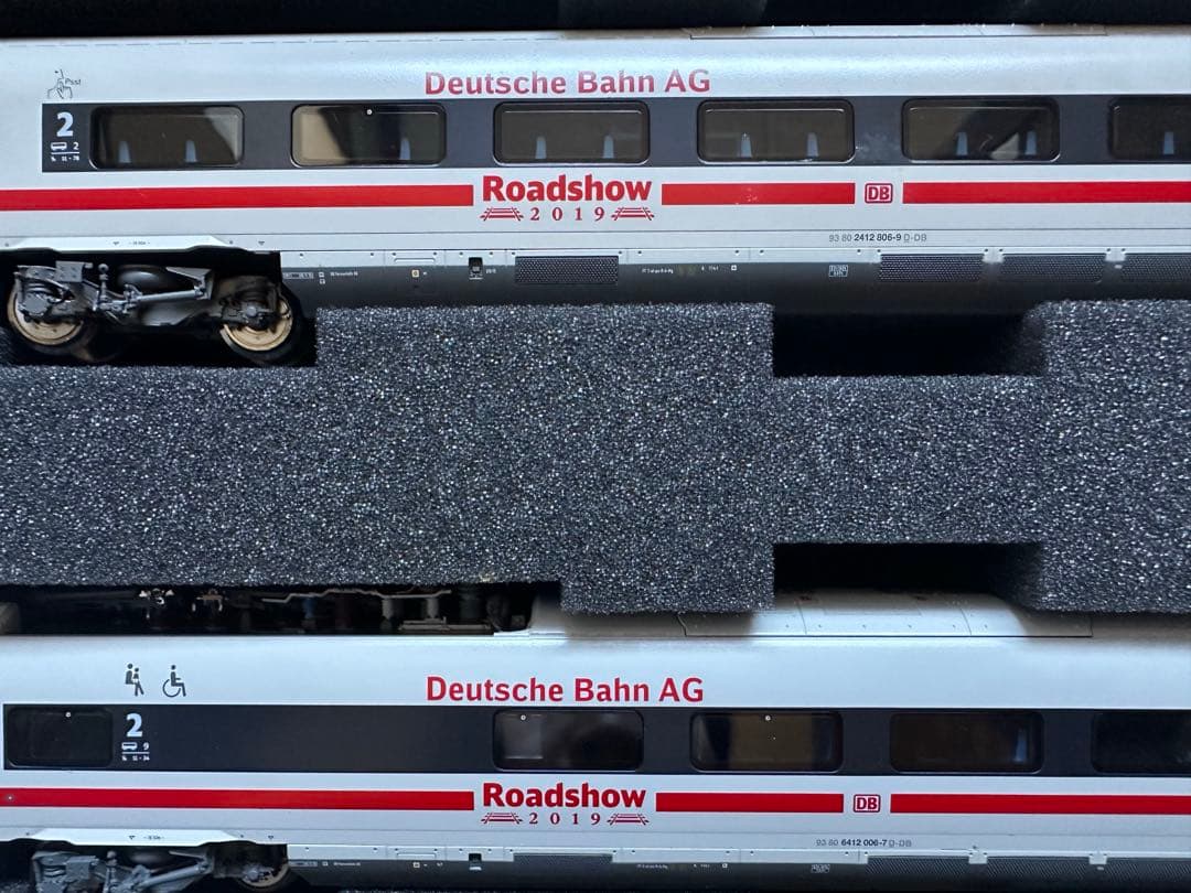 【限定品】ドイツ鉄道　ICE 4 高速度列車モデル 4両セット