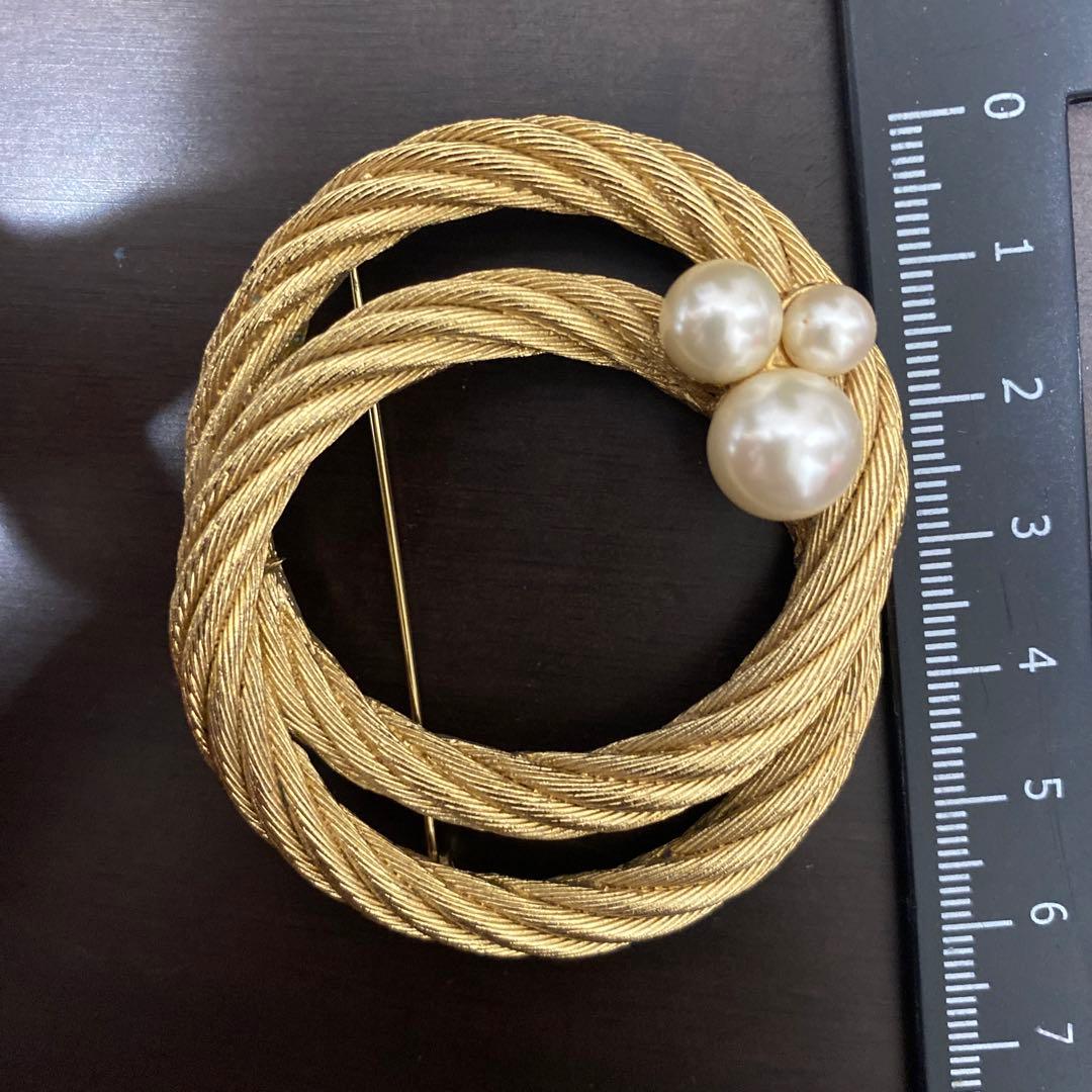 Chr.Diorヴィンテージブローチ　パール